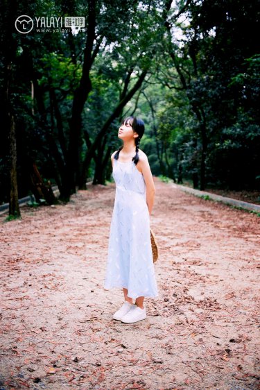 女大学生们