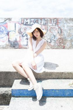 变成黑皮辣妹后和朋友做了在线观看