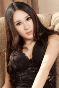 美女被虐图片
